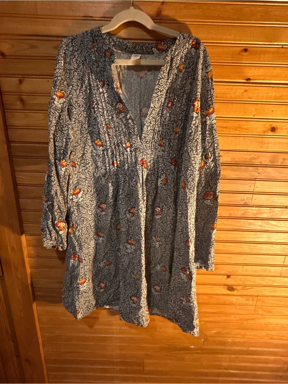 Old Navy Gray Floral V-Neck Asymmetrical Tunic Dress with Orange Blooms